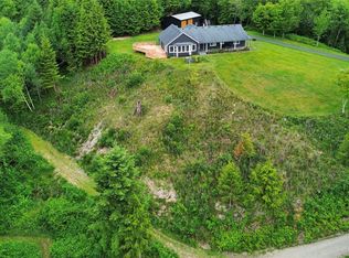 874 W State Route 4, Cathlamet, WA 98612