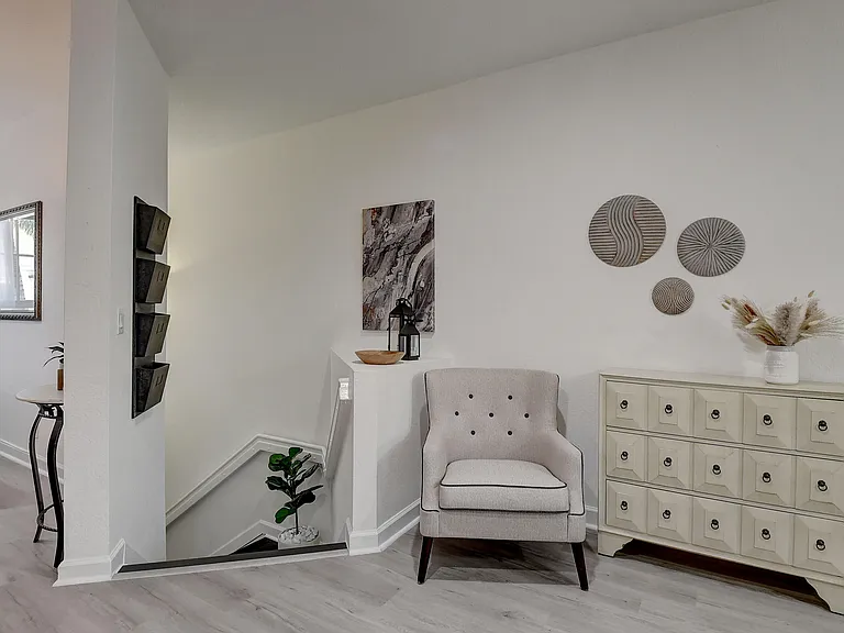 525 Bayfront Dr — Photo 5