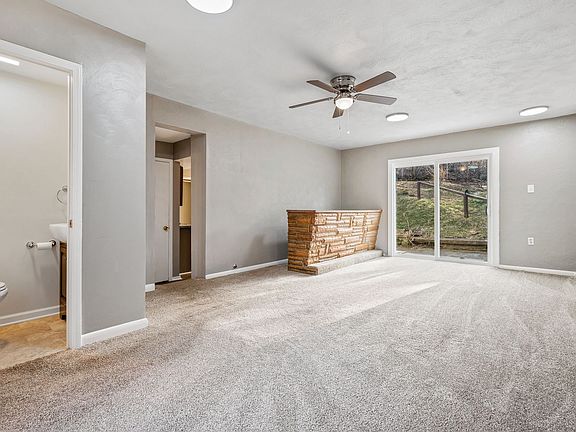 5th image of 304 Marlow St