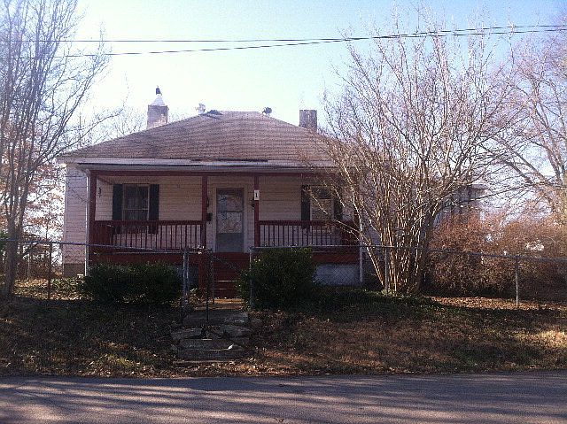 1st image of 1 Noel Ave