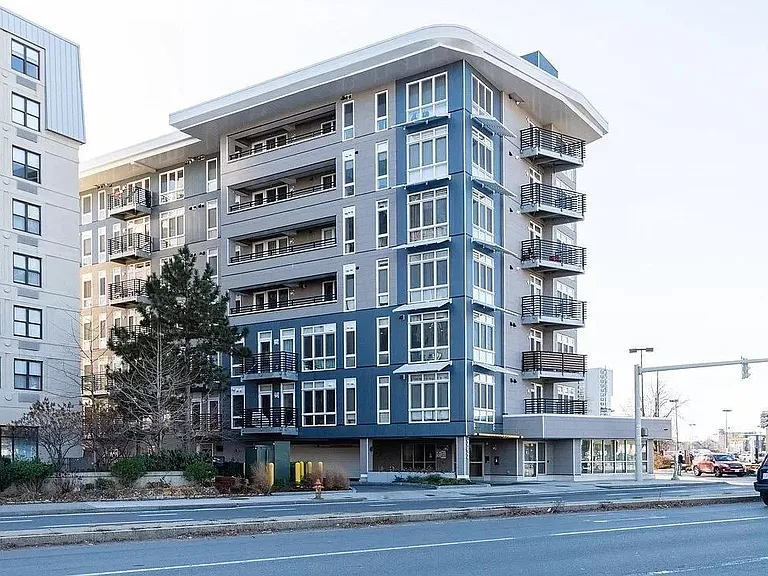 262 Monsignor Obrien Hwy #301 — Photo 2