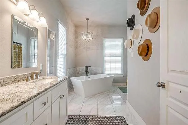 2905 S Jennings Ave — Photo 27