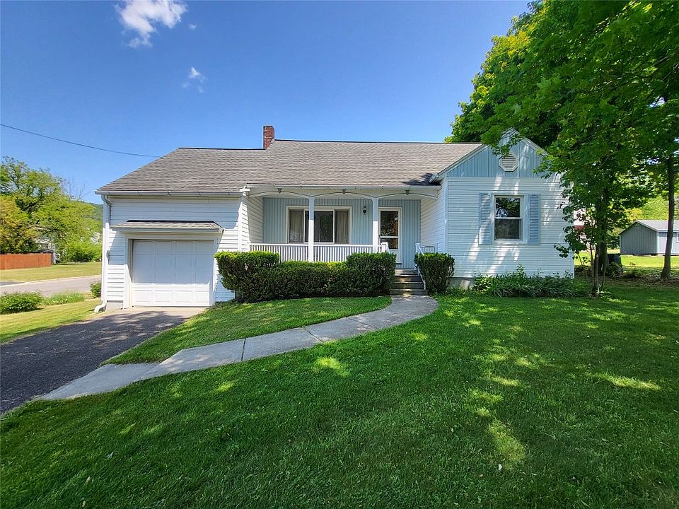 1st image of 3021 Pleasant Dr