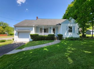 3021 Pleasant Dr, Endwell, NY 13760