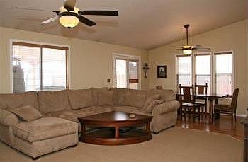 3rd image of 3361 Eastgate Dr