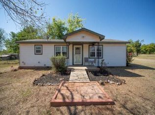 605 E Santa Fe St, Carney, OK 74832