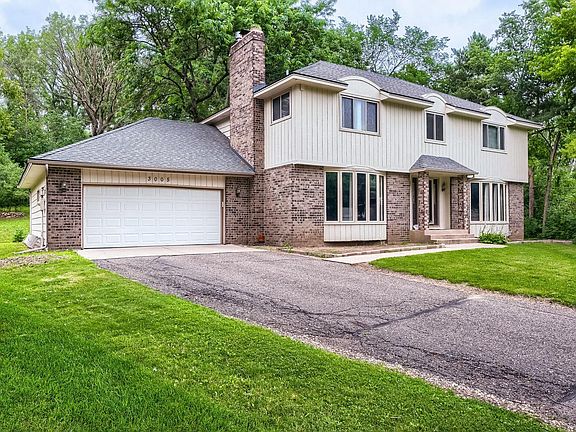 2nd image of 3005 Carlsbad Ct