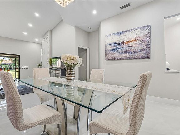 2nd image of 22708 Meridiana Dr