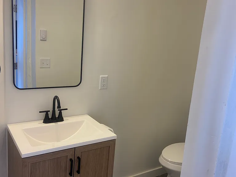 124 S Arch St — Photo 9