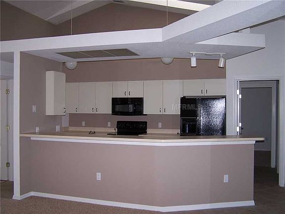 4th image of 2240 Stonegate Cir