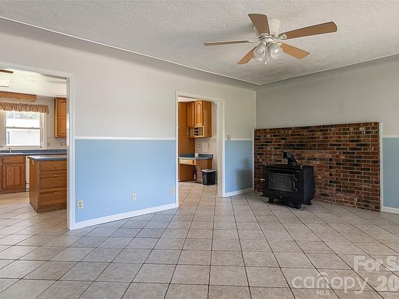5th image of 2800 Coxe Rd