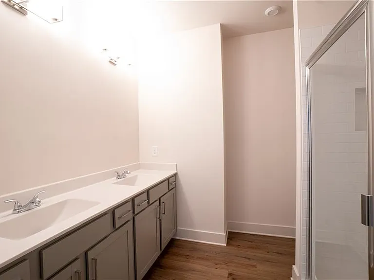 1394 Cozy Cir SE — Photo 14