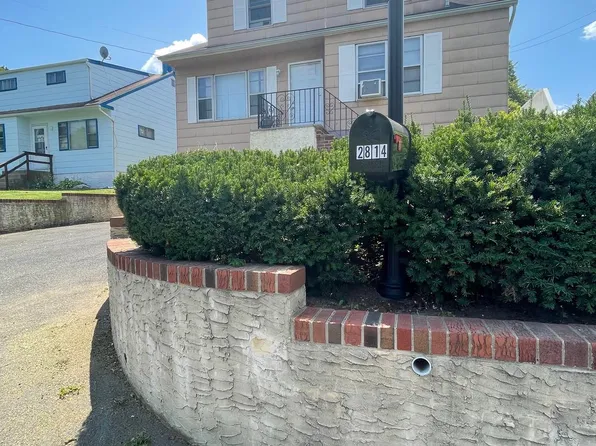 2814 Old Welsh Rd, Willow Grove, PA 19090