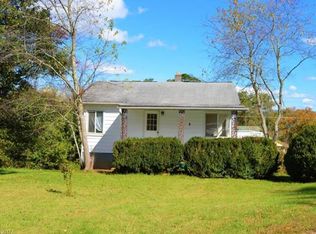 7 Carroll Sluder Dr, Leicester, NC 28748