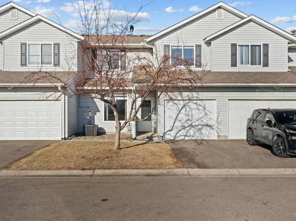 608 Roundhouse St, Shakopee, MN 55379