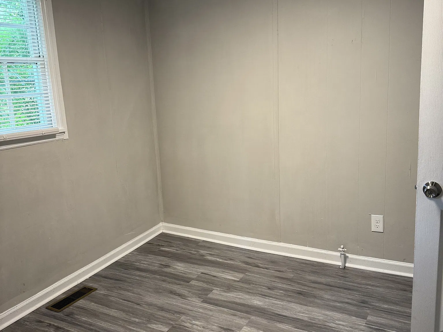 123 Jarboe Street - 1 — Photo 2