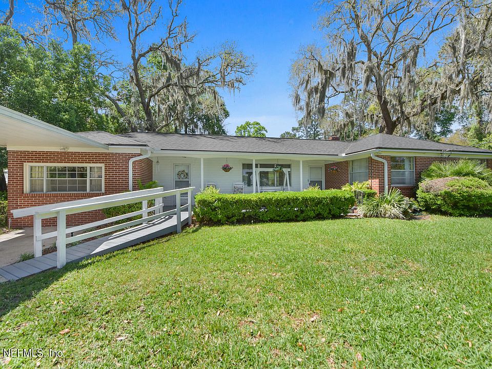 1st image of 1804 Hyde Park Pl