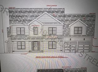 19 Holden St, Worcester, MA 01605