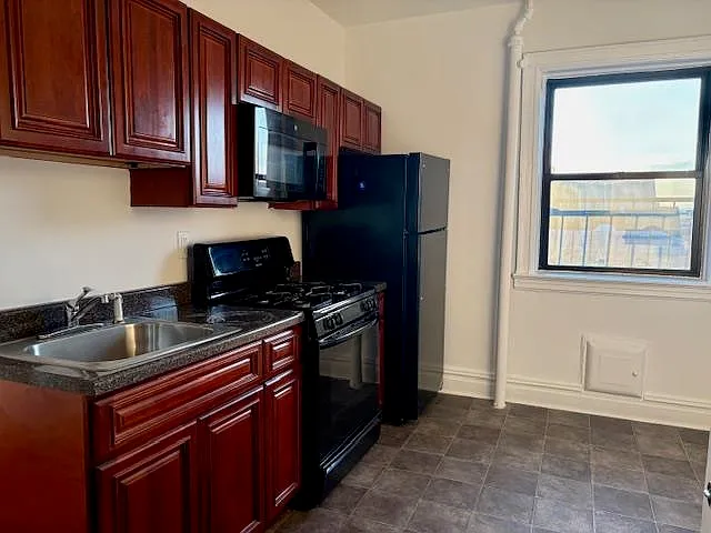 Studio, 1.0 bath, $1,550 — Photo 3