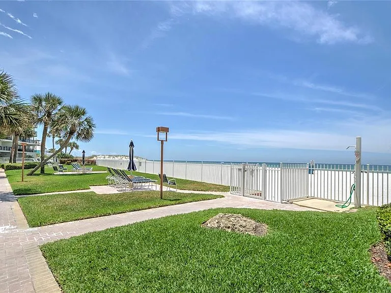 17920 Gulf Blvd #2008 — Photo 31