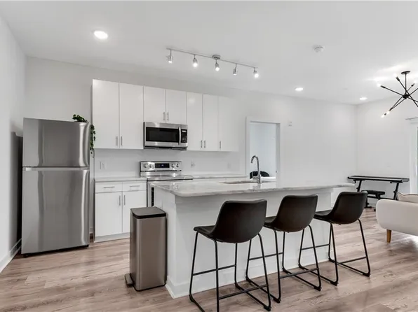 525 Parkway Dr, Atlanta, GA 30308