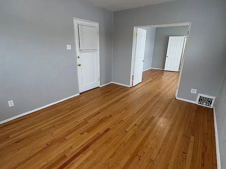3440 Delor St — Photo 42
