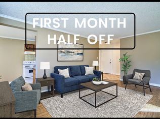 10949 109th St NW #101, Edmonton, AB T5H 3C2