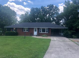 124 Tomahawk Rd, Jefferson City, MO 65101