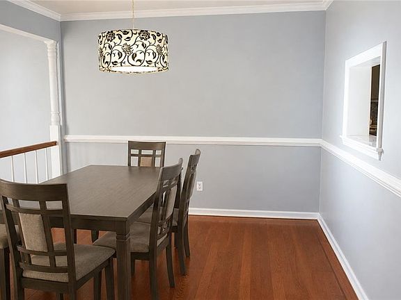 5th image of 4842 Ledura Rd