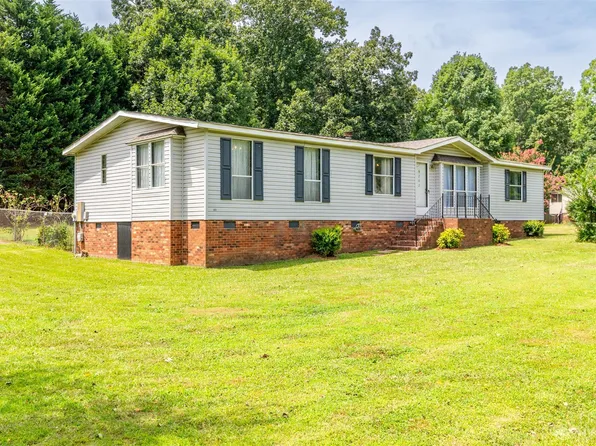 202 Laramie Dr, Stanley, NC 28164