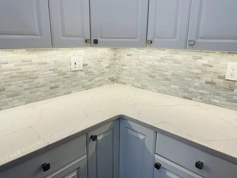 233 Langley Rd — Photo 6