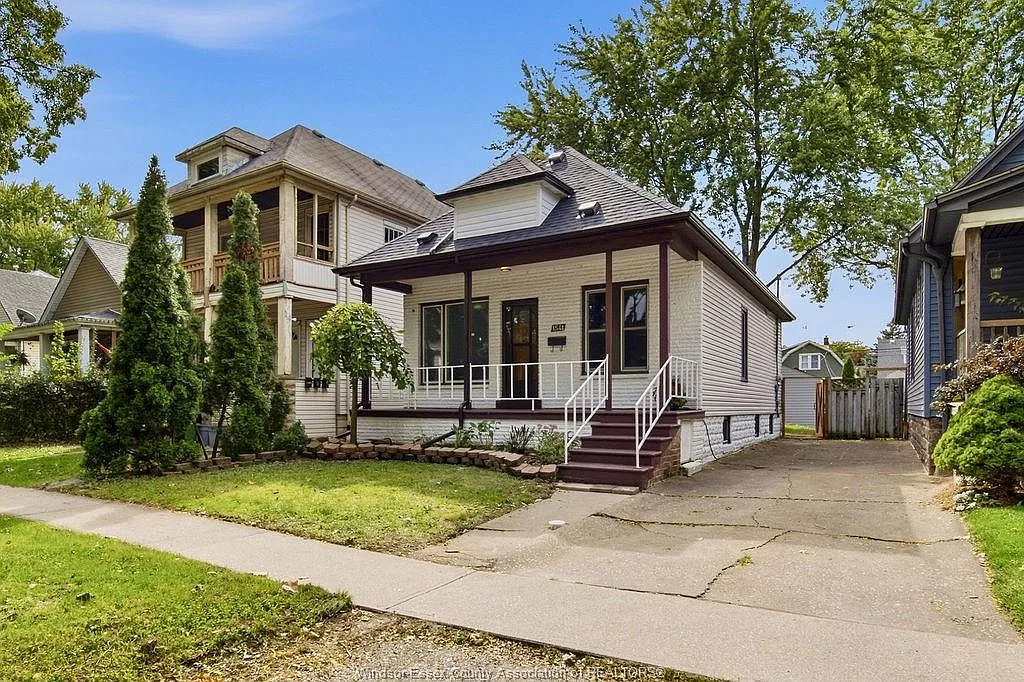 2 bed, 1.5 bath, $1,999 — Photo 2