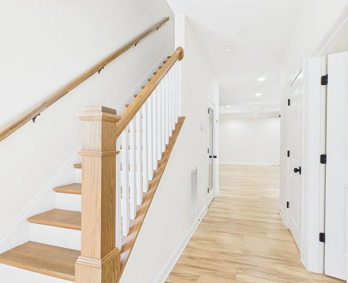 4 bed, 3.0 bath, 1892 sqft, $2,648 — Photo 1