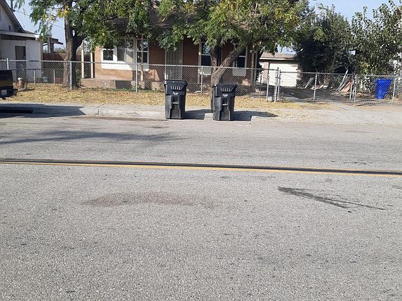 3rd image of 8736 Mulberry Ave