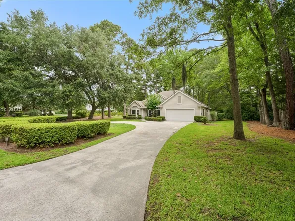19 Flying King Ct, Hilton Head Island, SC 29926