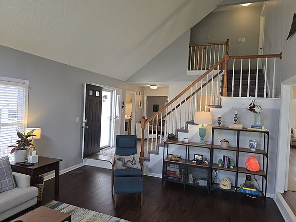 3rd image of 1340 Hunningdon Woods Blvd