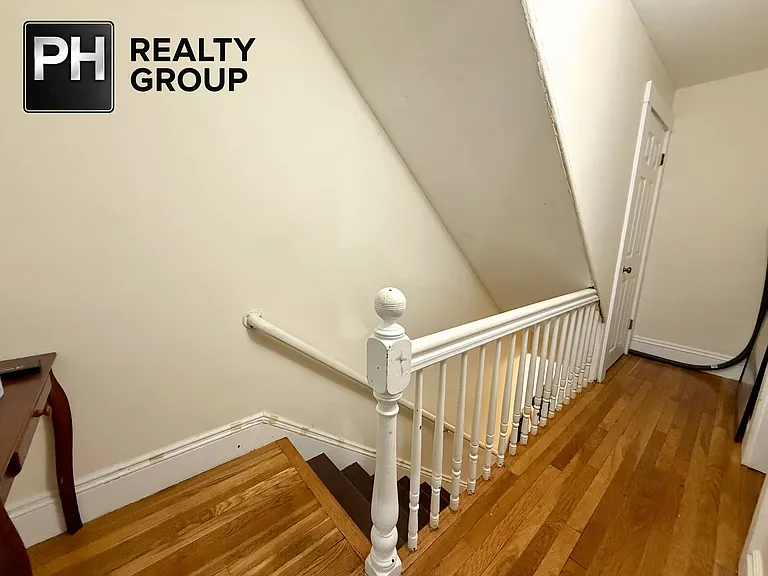 17 Clinton St #17 — Photo 16
