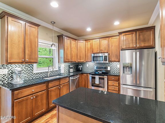 2nd image of 179 Champ West Rd