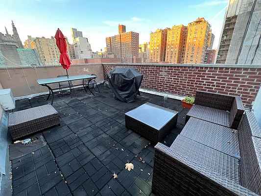 Rented by OvCo Realty | media 48