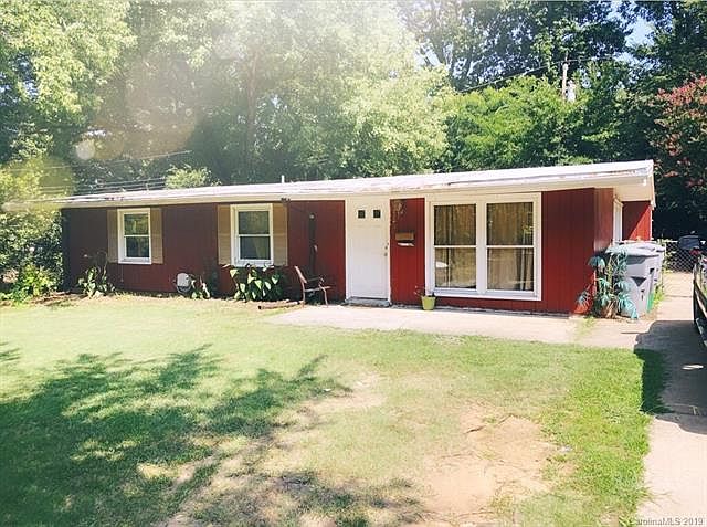 2nd image of 3521 Stonehaven Dr
