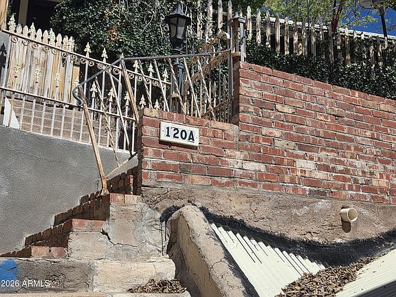 4th image of 120 Naco Road