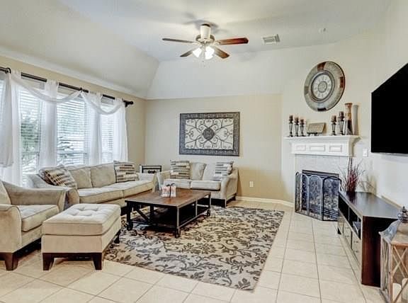 5th image of 11507 Staffordale Ct