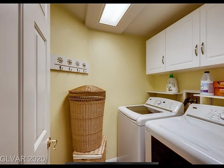 912 Windhook St — Photo 13