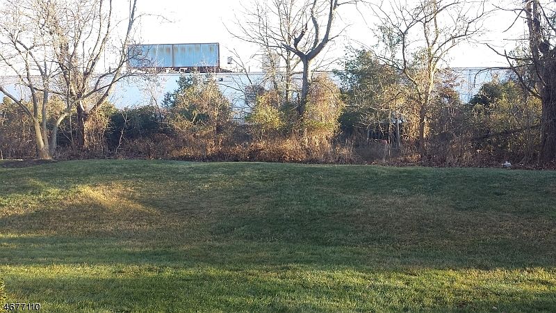 2nd image of 86 Fisher Dr #2510
