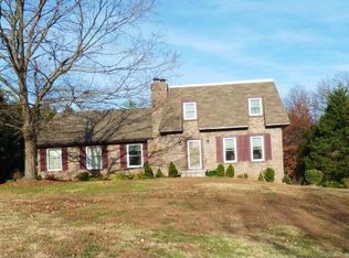 413 Valley View Ct, Jefferson City, MO 65109