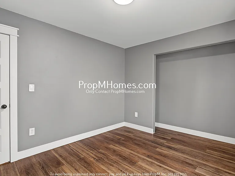 503 NE Birchwood Ter — Photo 19