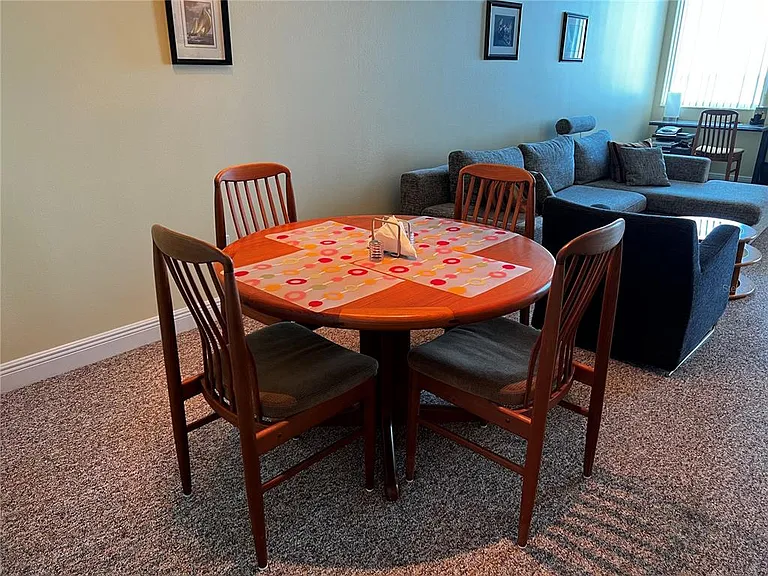 800 N Tamiami Trl #905 — Photo 8