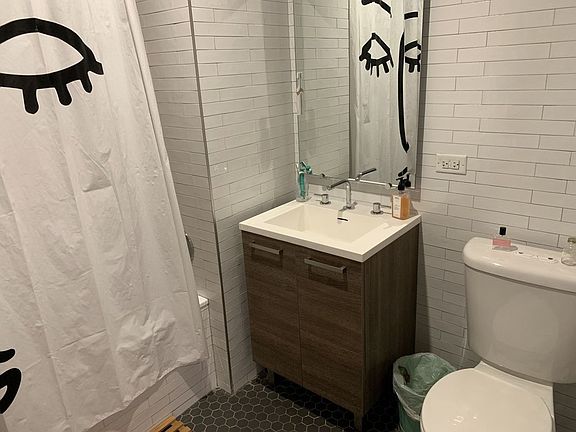 4th image of 55 N 5th St APT W411