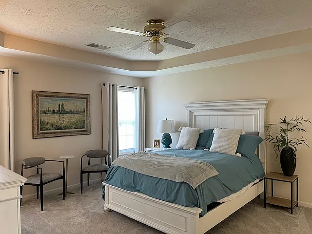 Master bed room