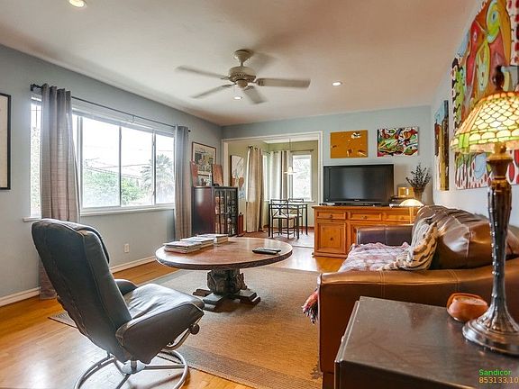 4th image of 288 Lado De Loma Dr